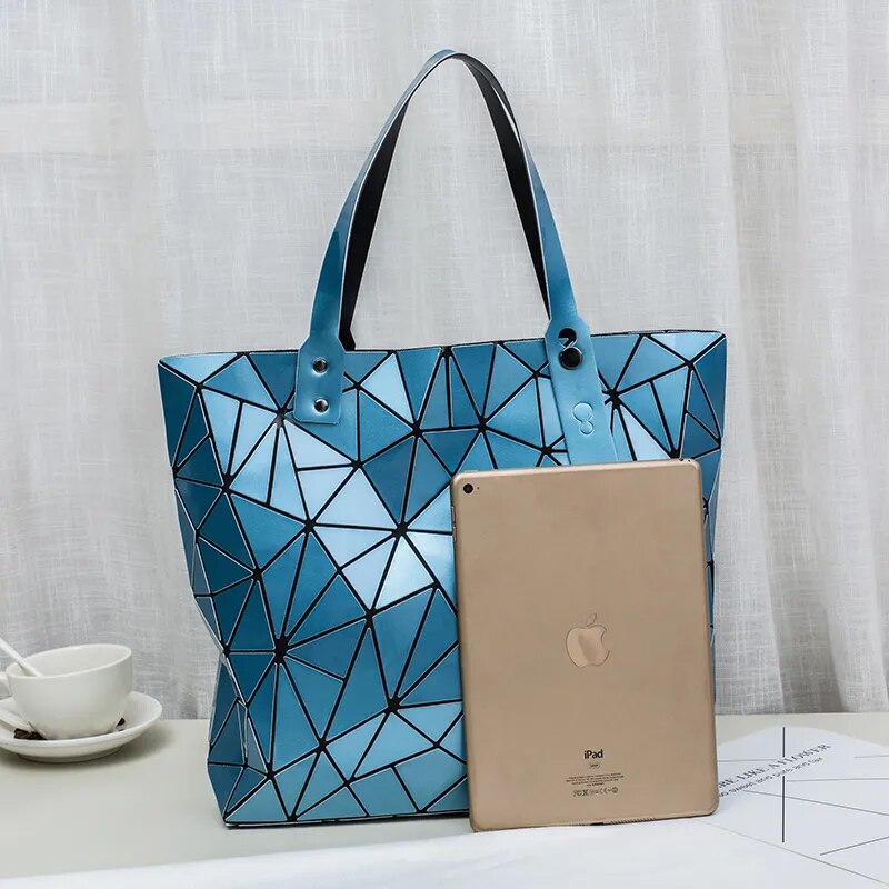 Luxury Handbags Women with Design Beach